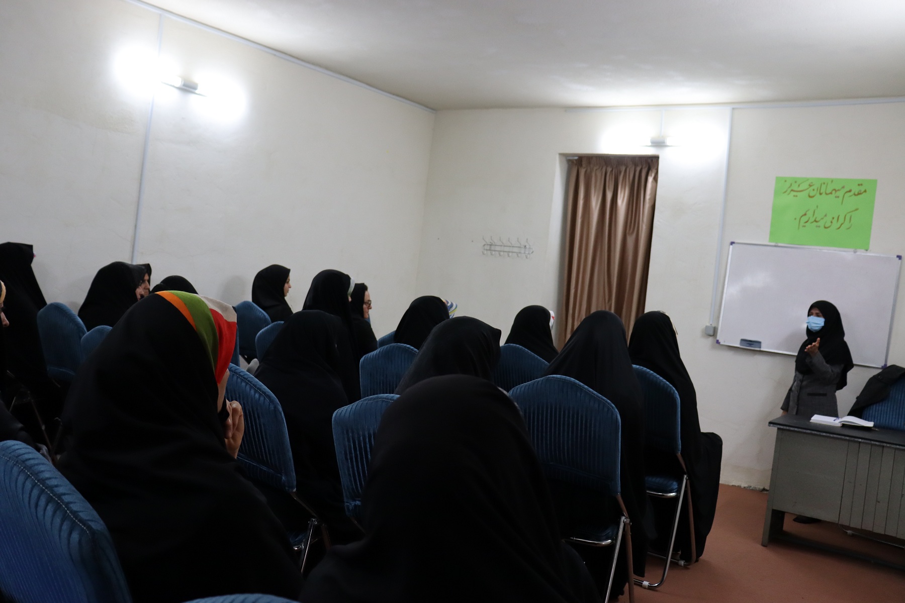 برگزاری جلسه جوانی جمعیت و سرطان‌های شایع زنان در فرهنگسرای شهر زیار