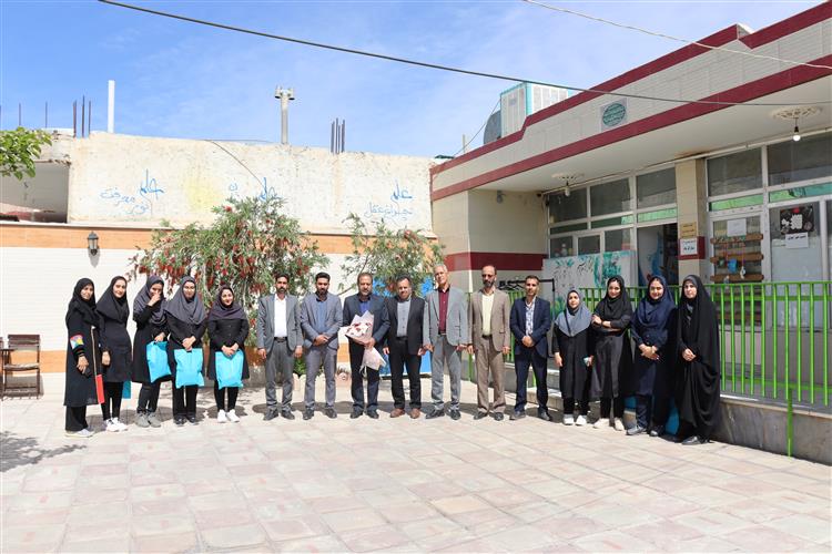 مراسم تجلیل و بزرگداشت مقام معلم و قدردانی از معلمان شهر زیار توسط شهرداری و اعضای شورای اسلامی  انجام شد